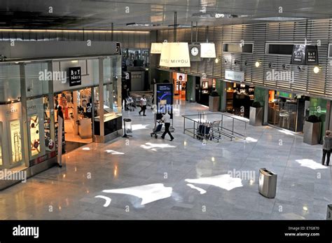 duty free cdg terminal 2.